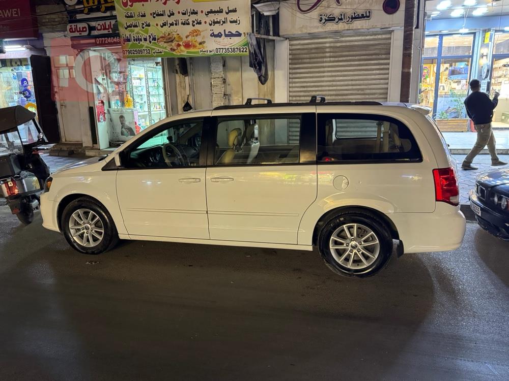 دودج جراند كارافان